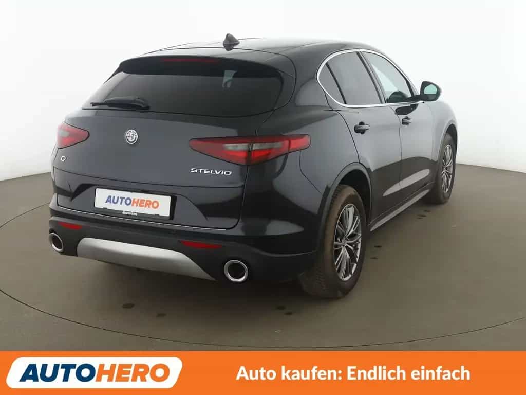 Alfa Romeo Stelvio 2.2 JTDM Super Q4 Aut.*NAV*XENON*ACC*CAM*PDC* 11/2017-photo-5