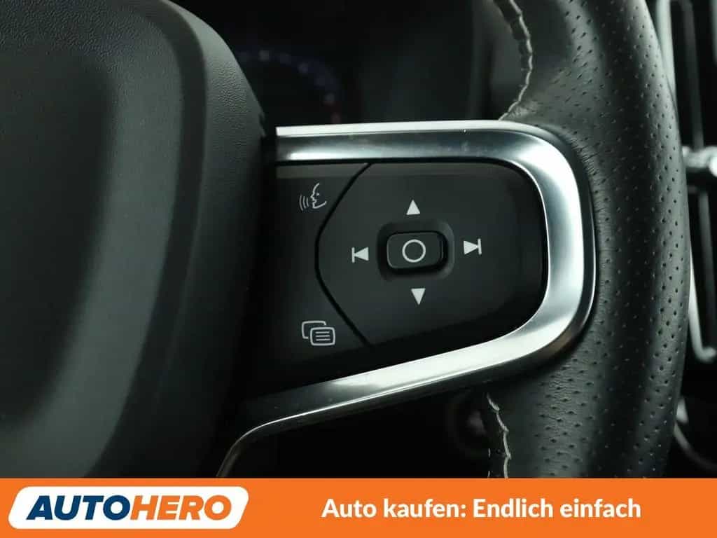 Volvo 2.0 B4 R-Design 2WD Aut.*NAV*LED*TEMP*CAM*PDC* 04/2021-photo-26