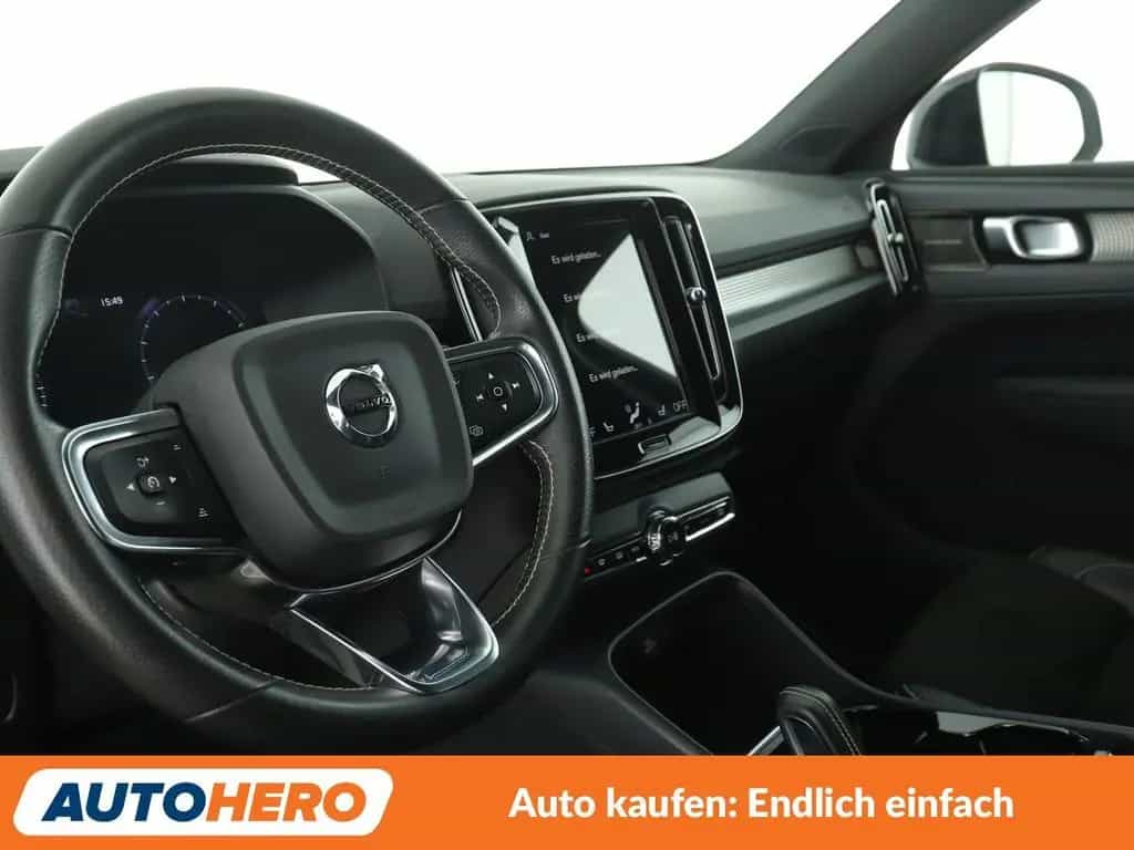 Volvo 2.0 B4 R-Design 2WD Aut.*NAV*LED*TEMP*CAM*PDC* 04/2021-photo-9