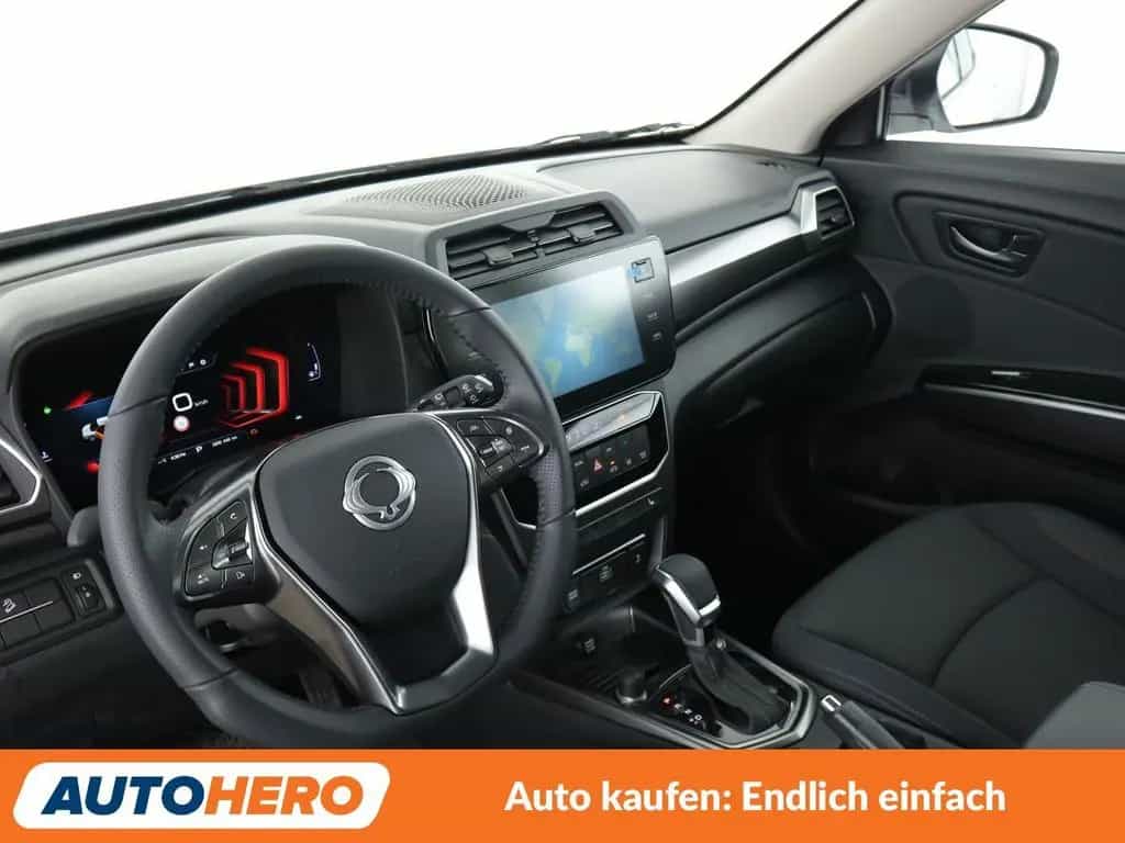KGM Tivoli 1.5 T-GDi Nomad Aut.*NAVI*CAM*PDC*SHZ* 11/2025-photo-10