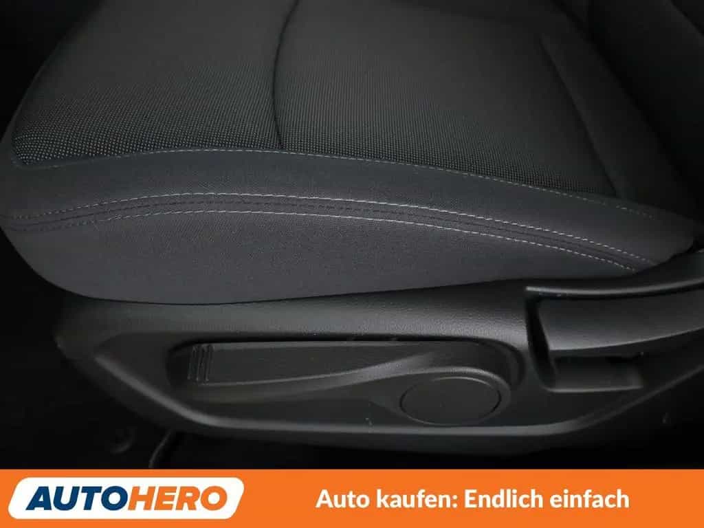 KGM Tivoli 1.5 T-GDi Nomad Aut.*NAVI*CAM*PDC*SHZ* 11/2025-photo-32