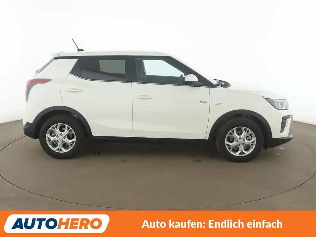 KGM Tivoli 1.5 T-GDi Nomad Aut.*NAVI*CAM*PDC*SHZ* 11/2025-photo-6