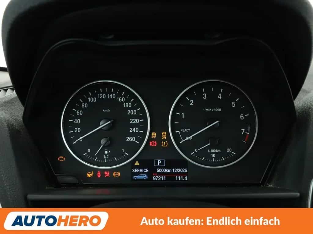BMW 1 Series 118i Advantage Aut.*NAVI*TEMPO*PDC*SHZ*KLIMA* 03/2016-photo-19