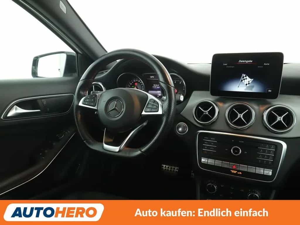 Mercedes-Benz GLA 220 GLA-Klasse GLA 220 4Matic AMG Line Aut.*NAV*LED* 10/2018-photo-12