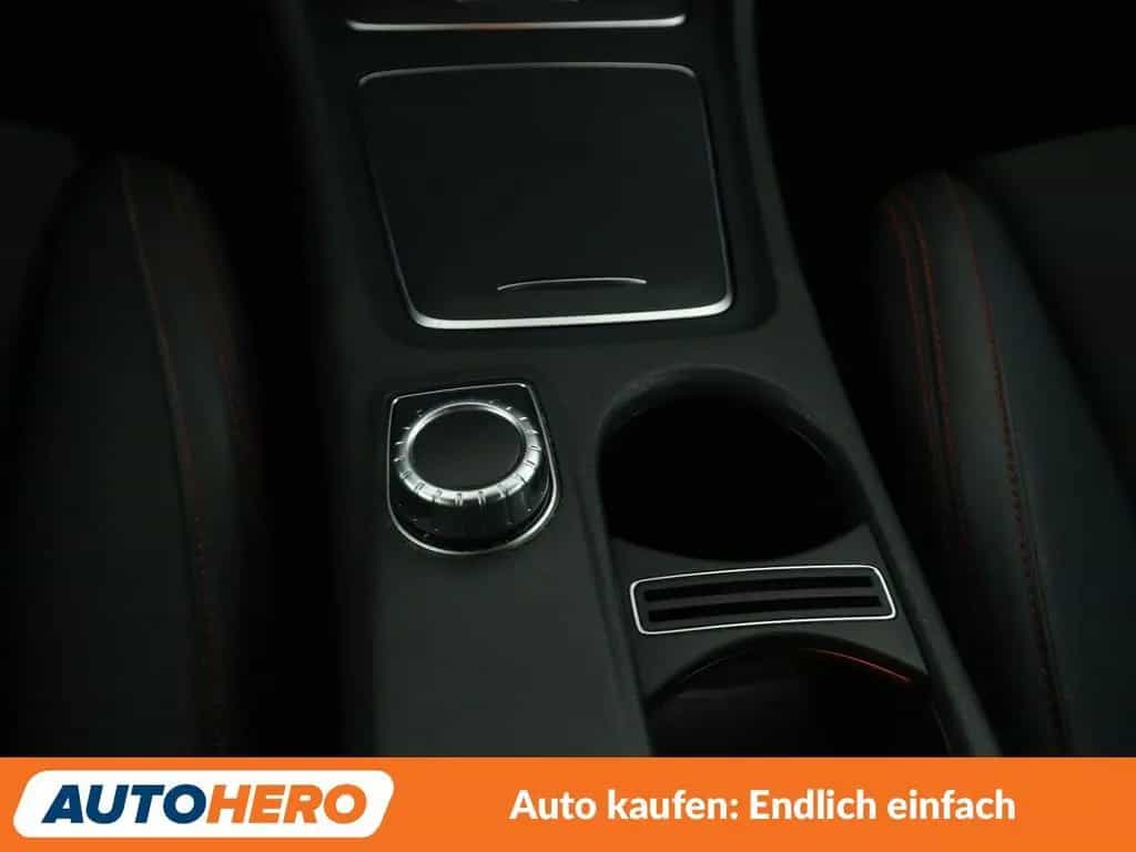Mercedes-Benz GLA 220 GLA-Klasse GLA 220 4Matic AMG Line Aut.*NAV*LED* 10/2018-photo-24