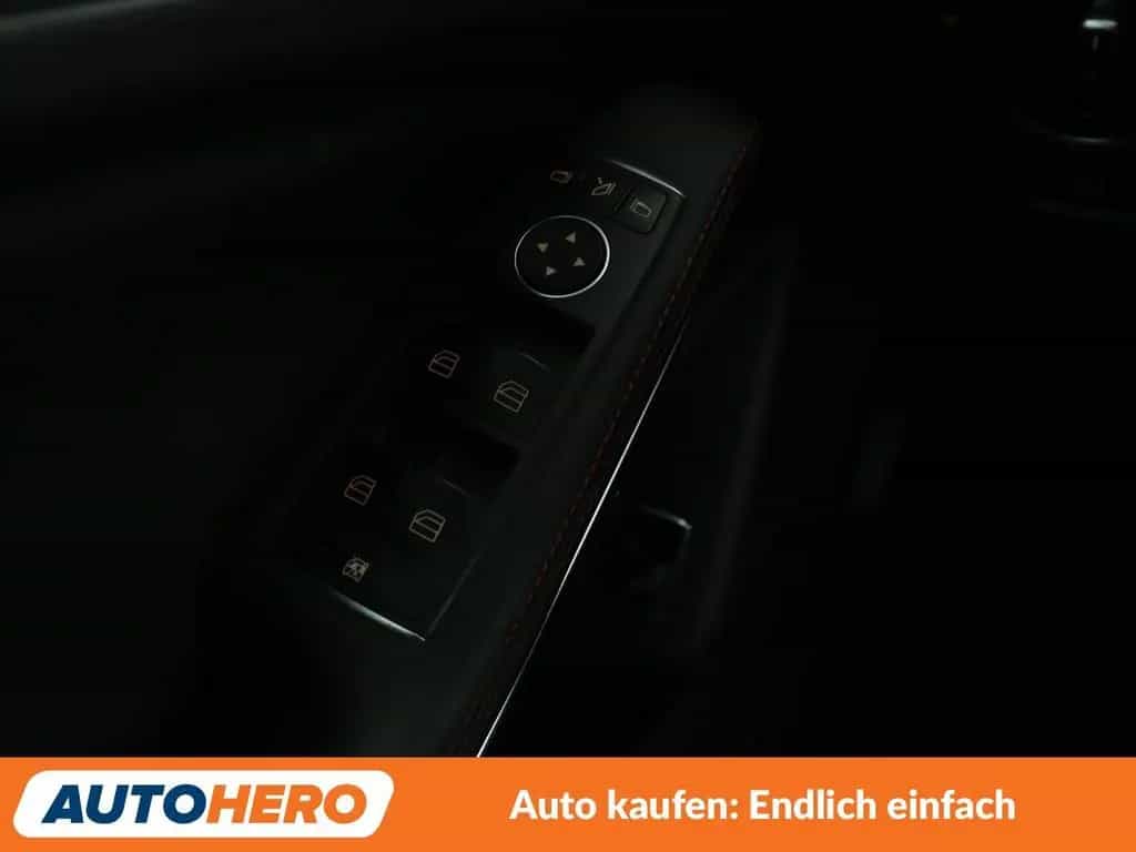 Mercedes-Benz GLA 220 GLA-Klasse GLA 220 4Matic AMG Line Aut.*NAV*LED* 10/2018-photo-25