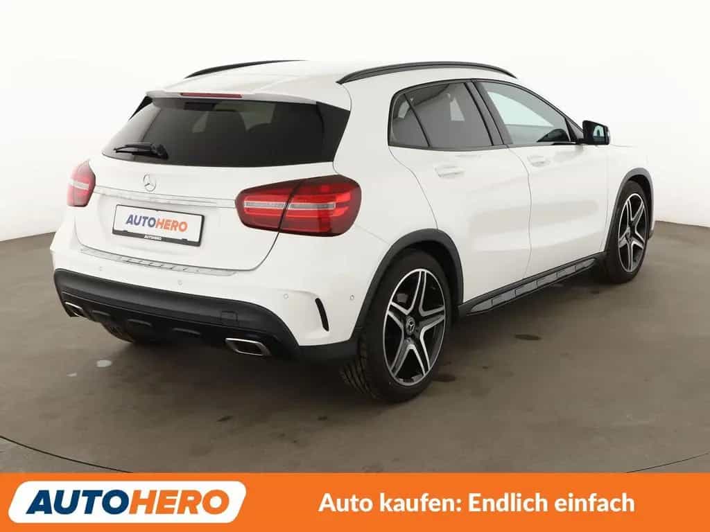 Mercedes-Benz GLA 220 GLA-Klasse GLA 220 4Matic AMG Line Aut.*NAV*LED* 10/2018-photo-5