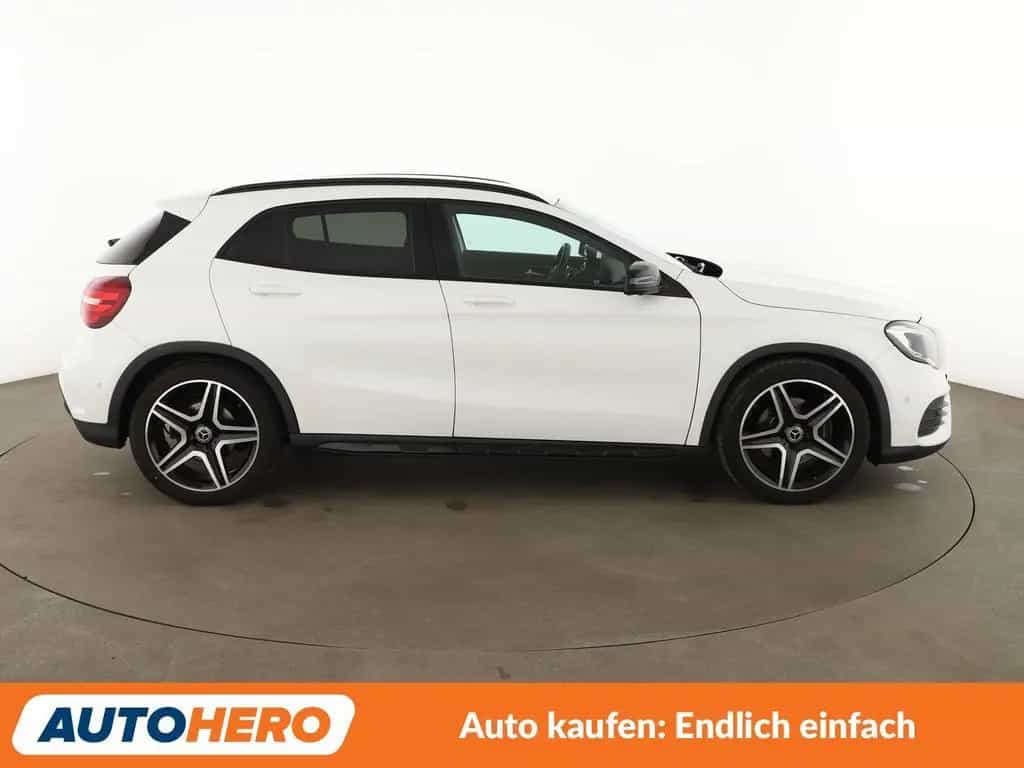 Mercedes-Benz GLA 220 GLA-Klasse GLA 220 4Matic AMG Line Aut.*NAV*LED* 10/2018-photo-6
