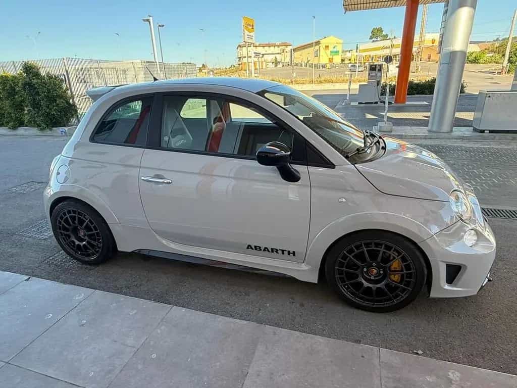 Abarth 500 1.4 Turbo T-Jet 11/2008-photo-2
