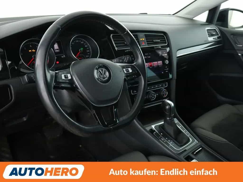 Volkswagen Golf VII 1.5 TSI ACT Highline BM Aut.*NAVI*LED* 11/2017-photo-10