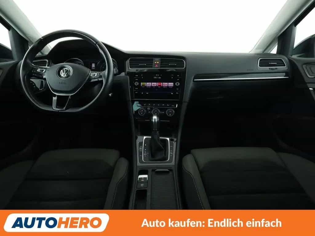 Volkswagen Golf VII 1.5 TSI ACT Highline BM Aut.*NAVI*LED* 11/2017-photo-11