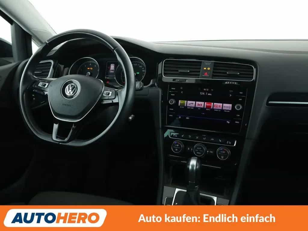 Volkswagen Golf VII 1.5 TSI ACT Highline BM Aut.*NAVI*LED* 11/2017-photo-12