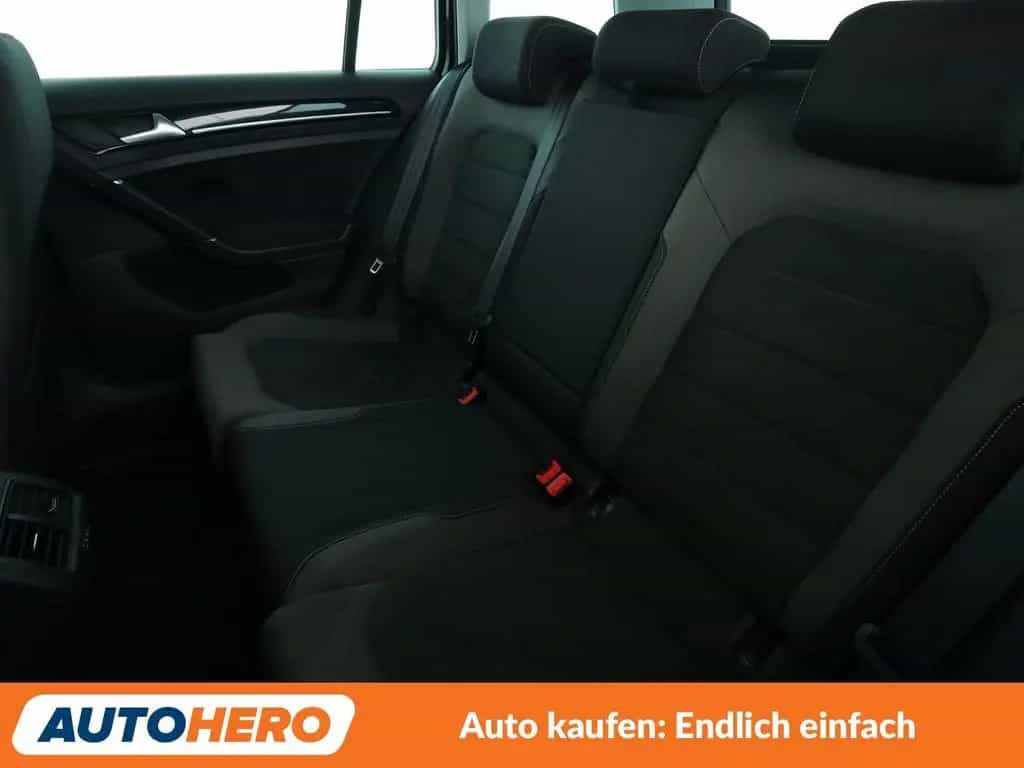 Volkswagen Golf VII 1.5 TSI ACT Highline BM Aut.*NAVI*LED* 11/2017-photo-13