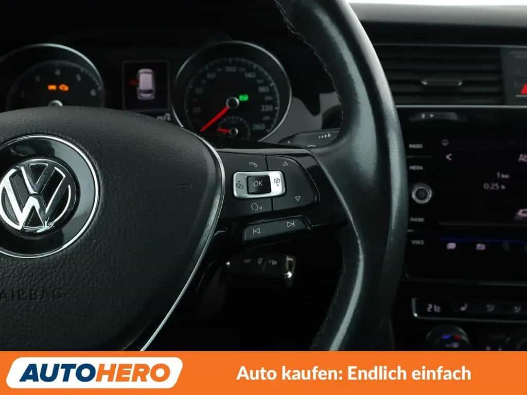 Volkswagen Golf VII 1.5 TSI ACT Highline BM Aut.*NAVI*LED* 11/2017-photo-25