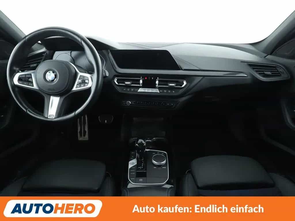 BMW 1 Series 118i M Sport Aut.*NAVI*LED*TEMPO*PDC*SHZ*KLIMA* 03/2020-photo-11