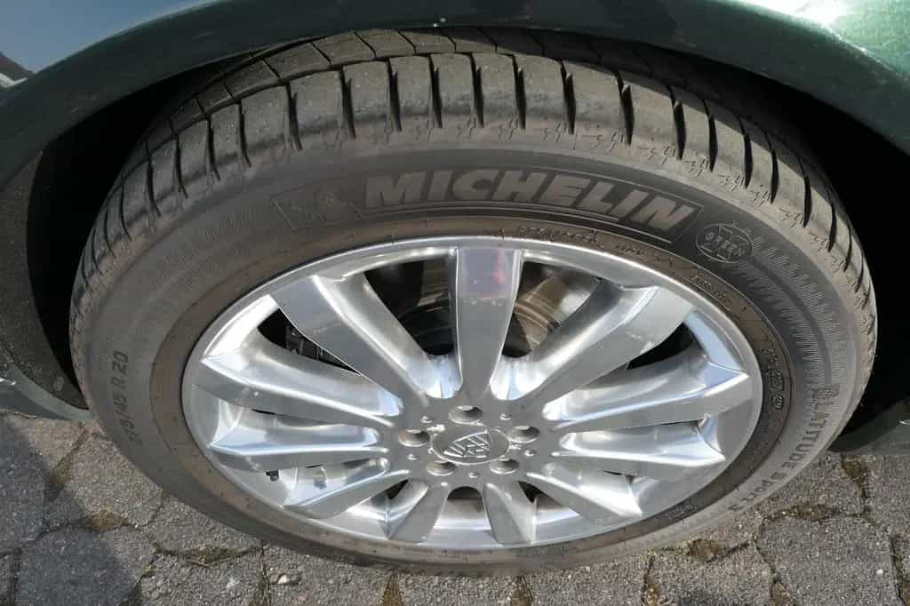 Maybach 62 Trennwand/Distronic/ 10/2003-photo-10