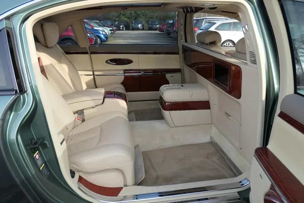 Maybach 62 Trennwand/Distronic/ 10/2003-photo-16