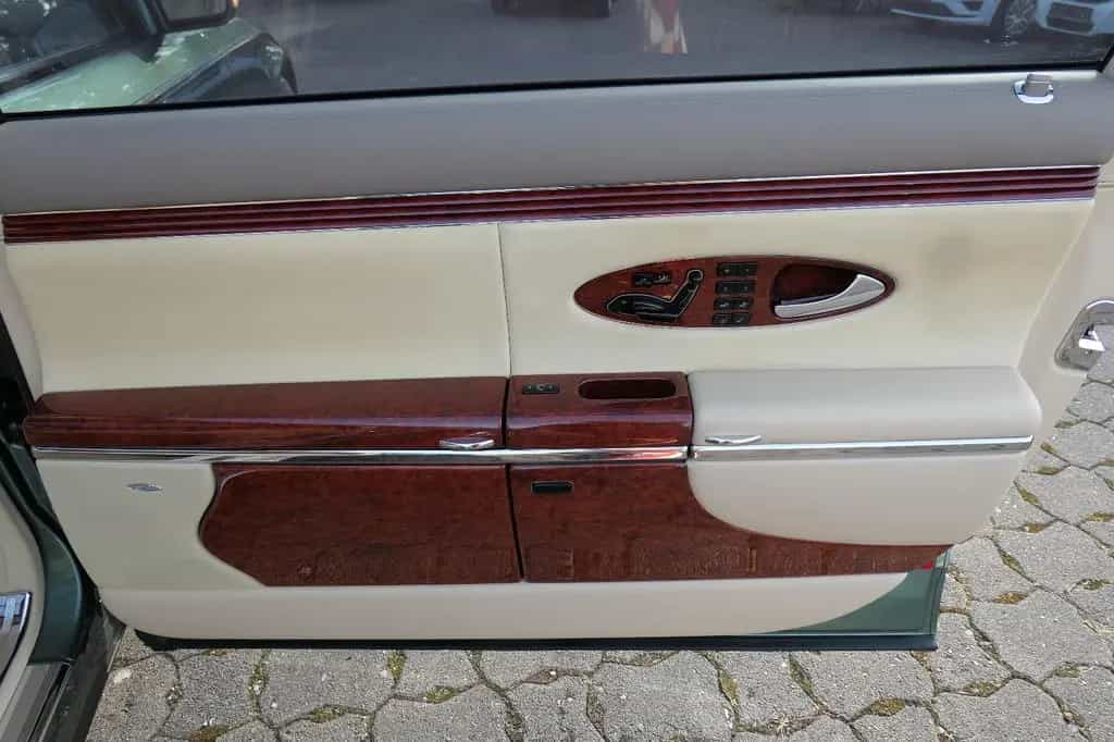 Maybach 62 Trennwand/Distronic/ 10/2003-photo-17