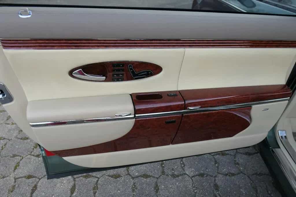 Maybach 62 Trennwand/Distronic/ 10/2003-photo-31