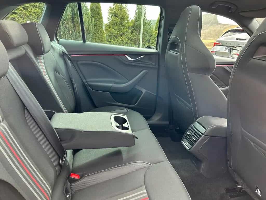 Skoda Scala FL DSG Monte Carlo BehWind Matrix 5JGarant 01/2025-photo-13