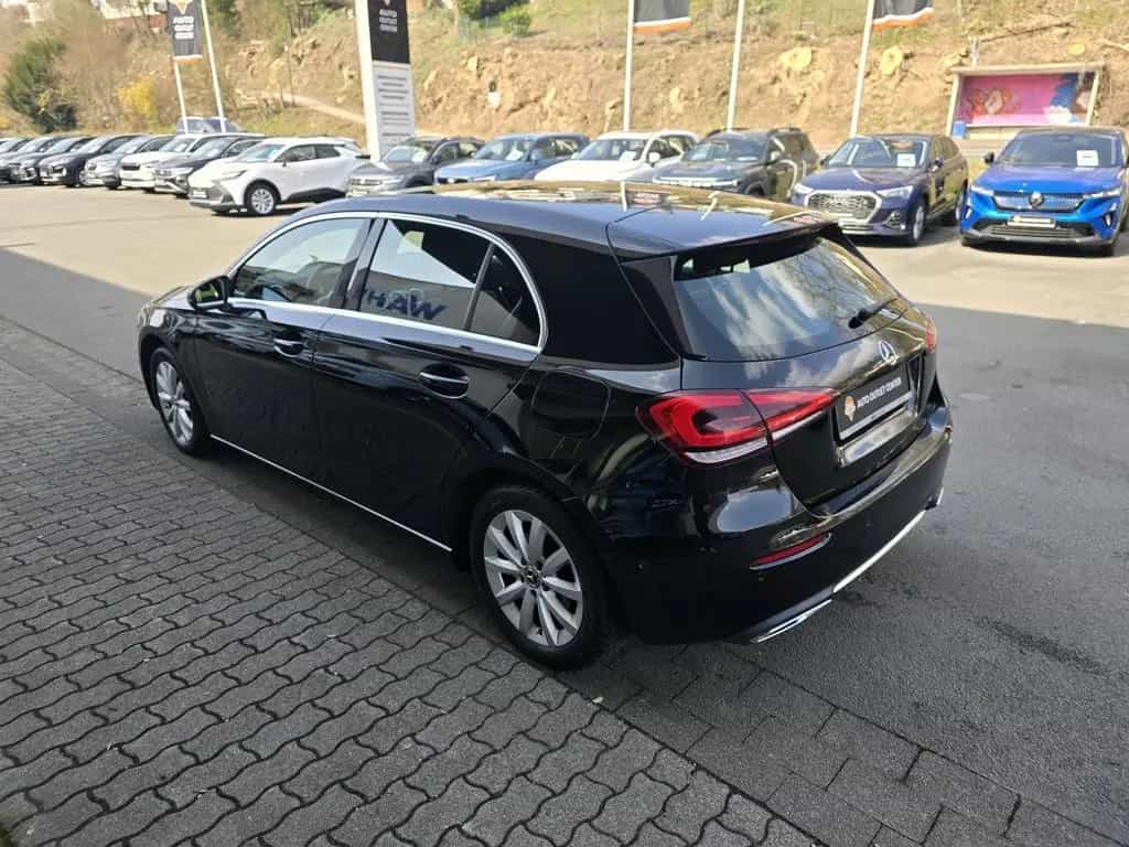 Mercedes-Benz A 200 Progressive*PANO-DACH*NAVIGATION*SITZHEIZU 12/2018-photo-17