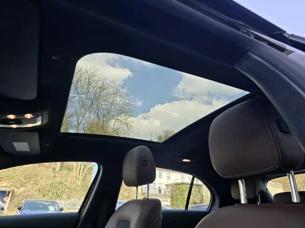 Mercedes-Benz A 200 Progressive*PANO-DACH*NAVIGATION*SITZHEIZU 12/2018-photo-5