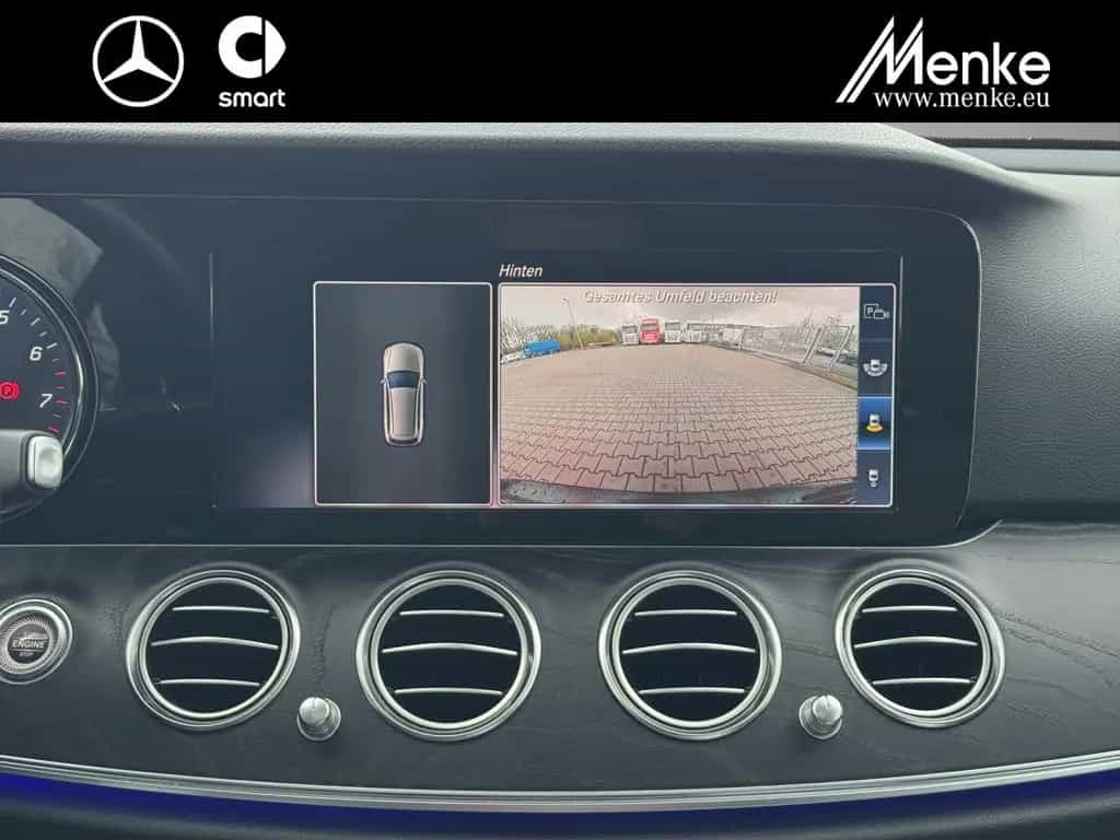 Mercedes-Benz E 200 4M T-Mod Night+AHK+Schiebedach+DAB+Kamera 04/2019-photo-11