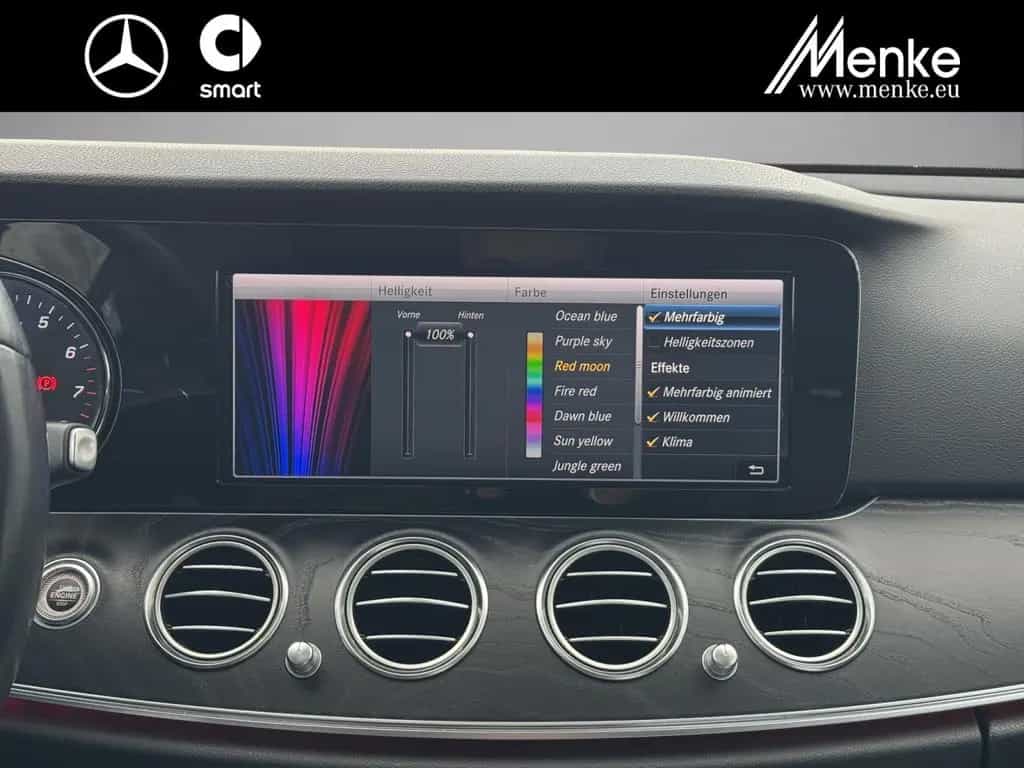 Mercedes-Benz E 200 4M T-Mod Night+AHK+Schiebedach+DAB+Kamera 04/2019-photo-13