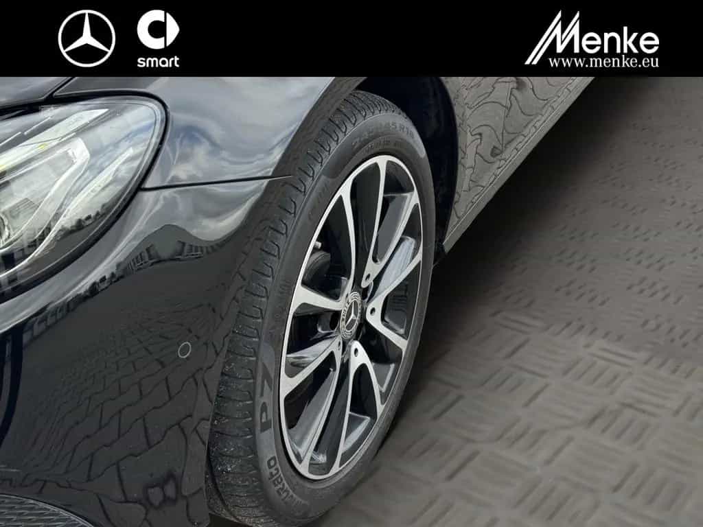 Mercedes-Benz E 200 4M T-Mod Night+AHK+Schiebedach+DAB+Kamera 04/2019-photo-16