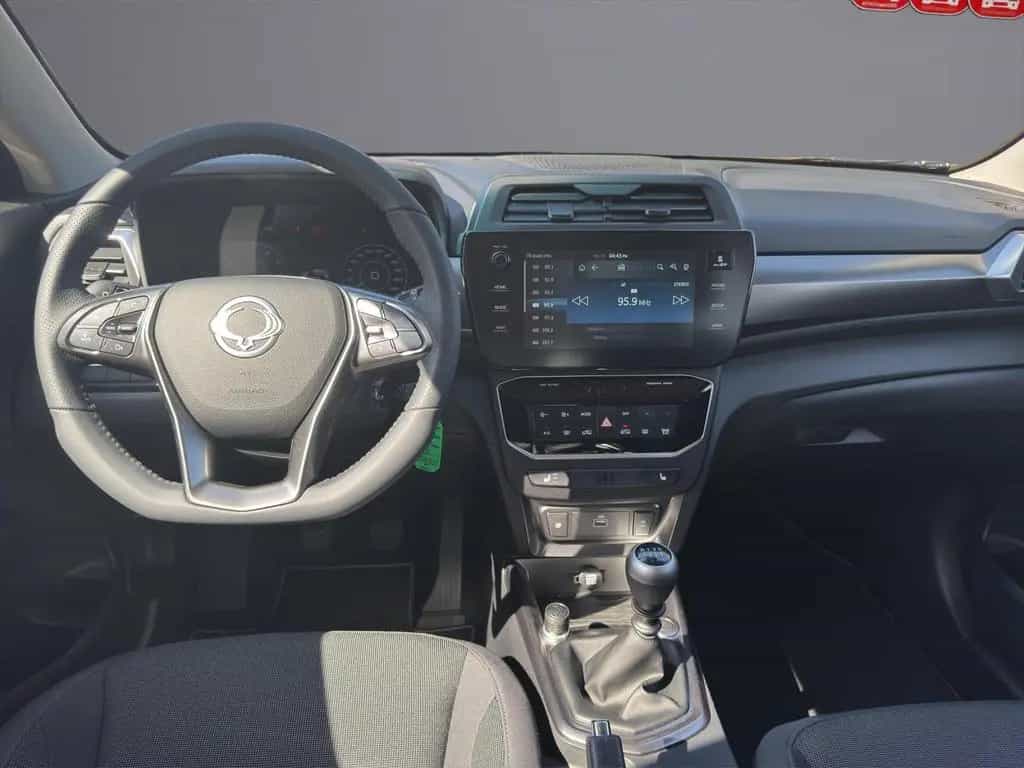 KGM Tivoli Nomad 1.5 2WD *SHZ/RFK/ab 179€/0€ Anz.* null-photo-10