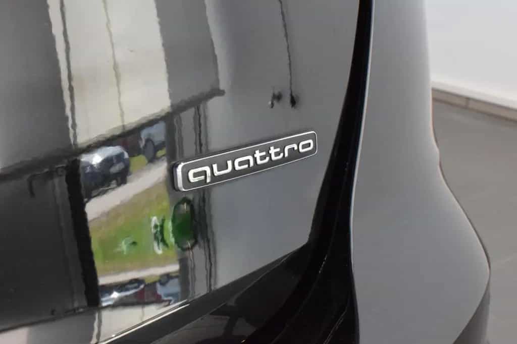 Audi A4 Avant 50 3.0 TDI S line quattro AHK PANORAMA 02/2023-photo-17
