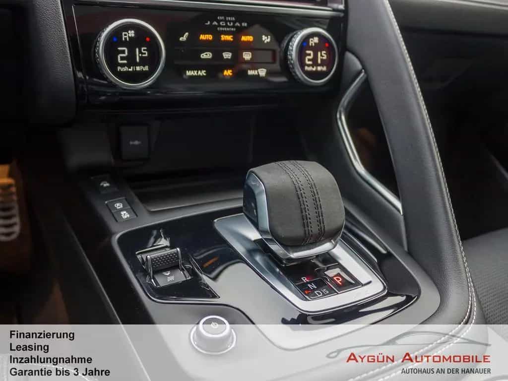 Jaguar E-Pace D200 AWD R-Dynamic SE*Pano*Winter-Paket* 09/2022-photo-17