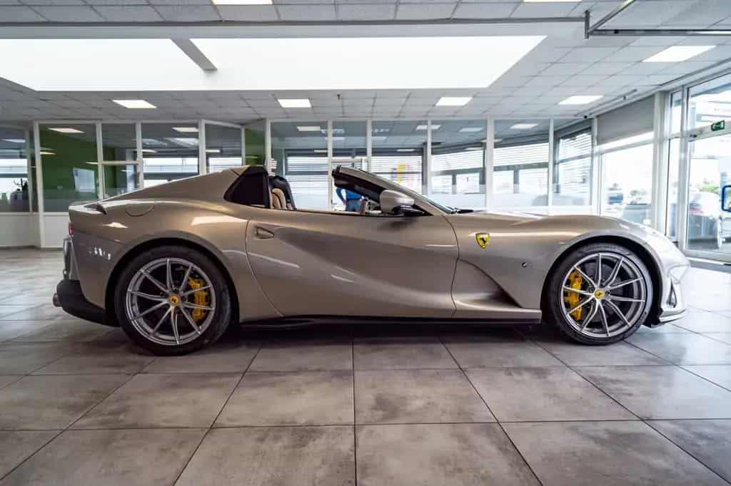 Ferrari 812 GTS*Carbon*LIFT*Extracamp.*Grigio Ingrid*JBL 06/2022-photo-11