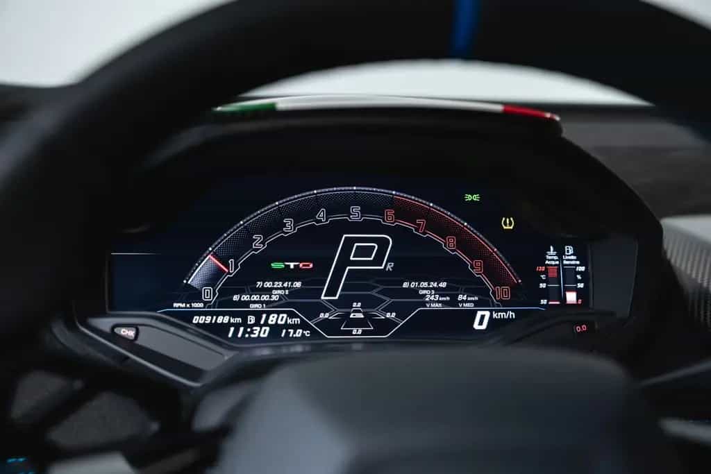 Lamborghini Huracán STO *CARBON-PACK*LIFT* 09/2022-photo-21