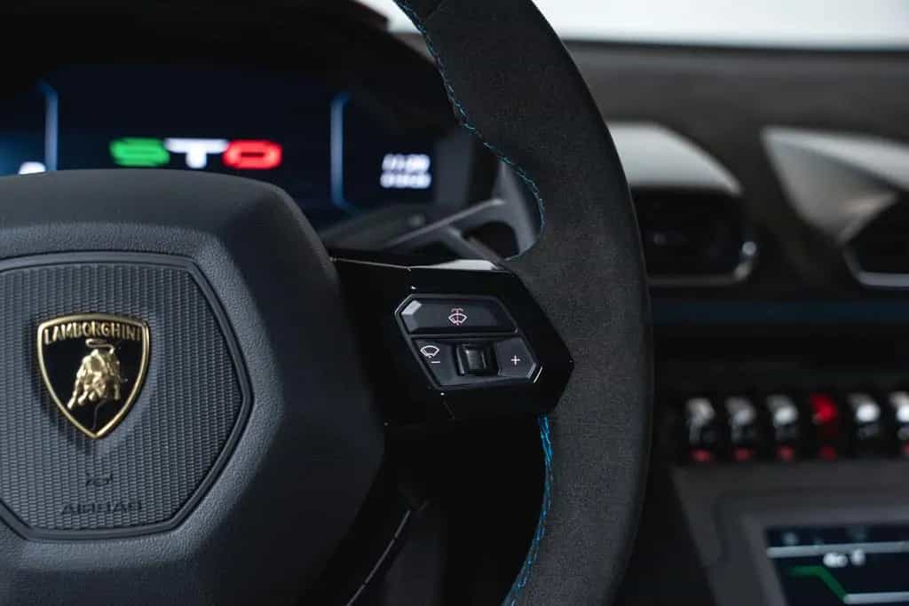 Lamborghini Huracán STO *CARBON-PACK*LIFT* 09/2022-photo-22