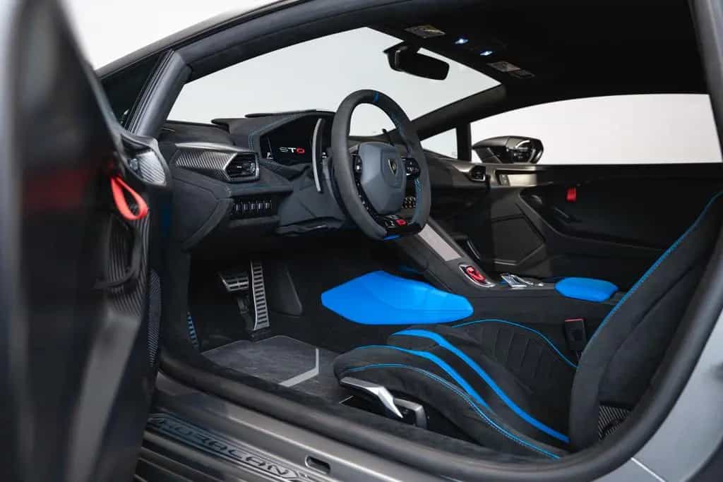 Lamborghini Huracán STO *CARBON-PACK*LIFT* 09/2022-photo-40