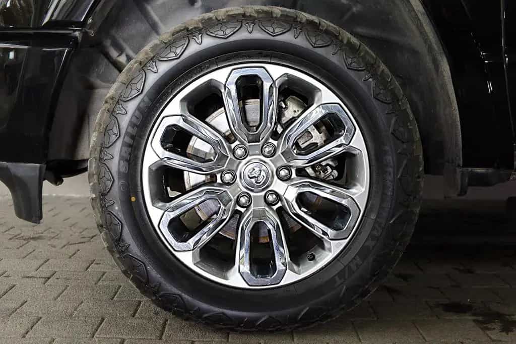 Dodge RAM 5.7 Laramie/BRC GAS/AHK/APPLE/SHZ/LHZ/R20 12/2022-photo-3