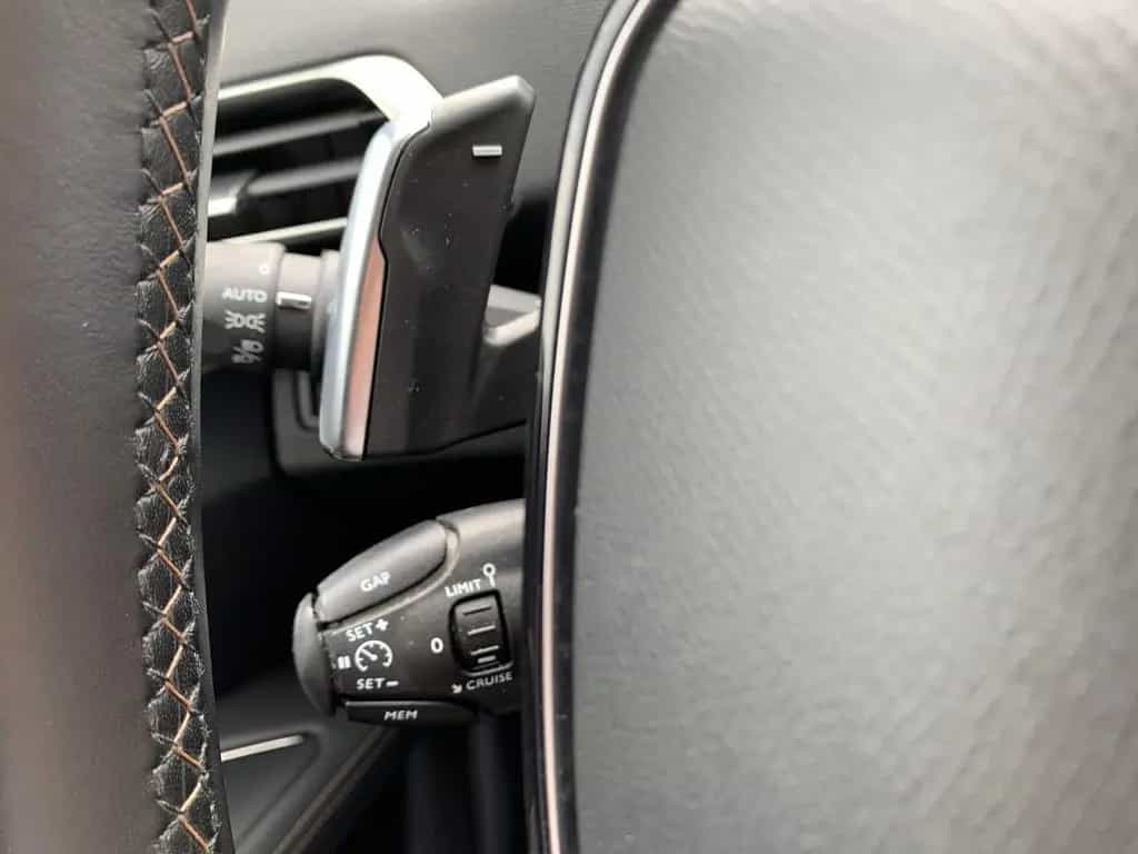 Peugeot 3008 GT-Line Pano+AHK+LEDER+Focal+360*Kamera+Nav 06/2020-photo-20