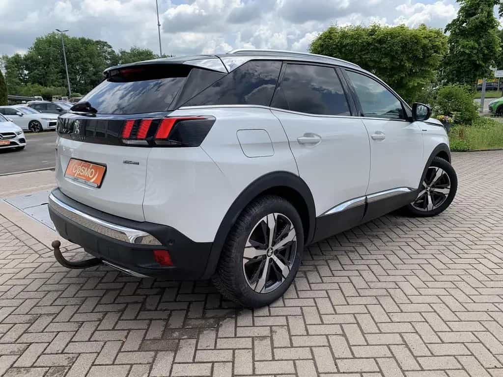 Peugeot 3008 GT-Line Pano+AHK+LEDER+Focal+360*Kamera+Nav 06/2020-photo-4