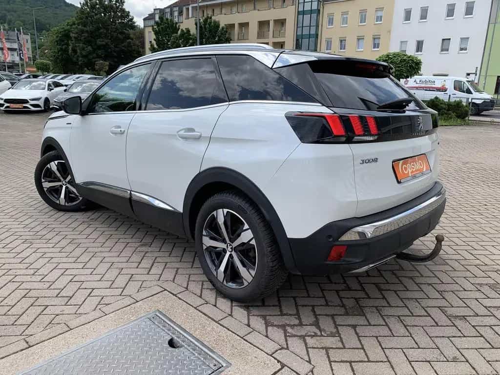 Peugeot 3008 GT-Line Pano+AHK+LEDER+Focal+360*Kamera+Nav 06/2020-photo-7
