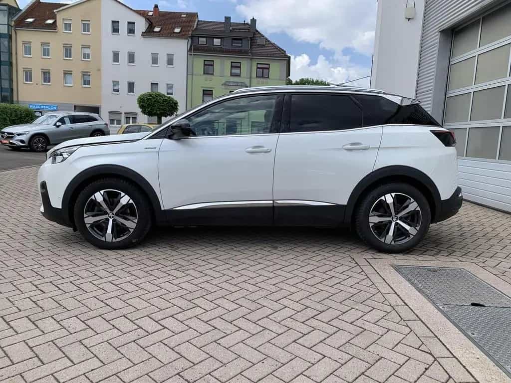 Peugeot 3008 GT-Line Pano+AHK+LEDER+Focal+360*Kamera+Nav 06/2020-photo-8