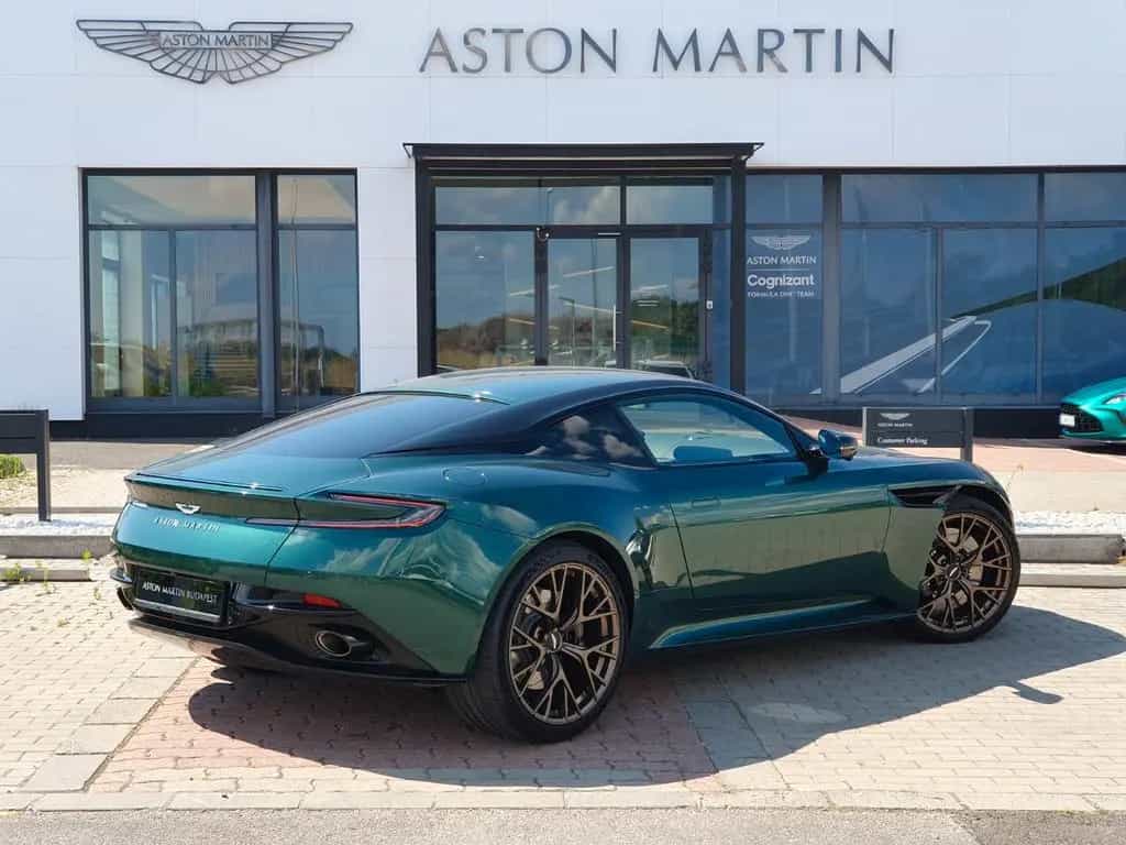Aston Martin DB12 Coupe 4.0 V8 02/2025-photo-3