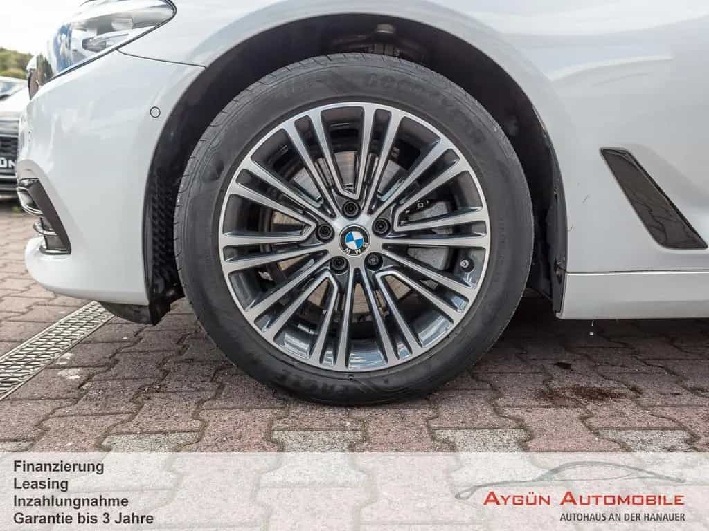 BMW 520 d Touring*Individual*Sport Line*Pano*LED*ACC* 05/2020-photo-18