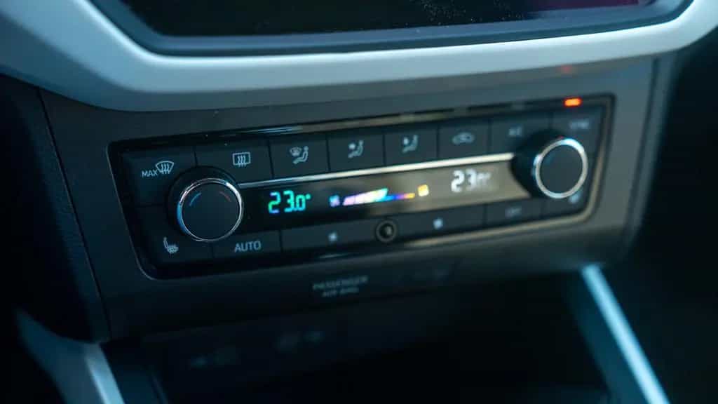 Seat Arona Xcellence Beats 07/2021-photo-26