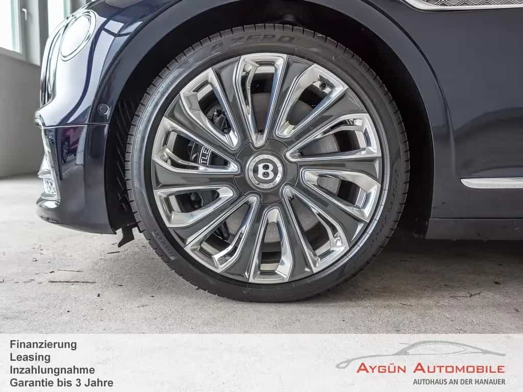 Bentley Continental Flying Spur Mulliner  V8 Export poss 05/2024-photo-18