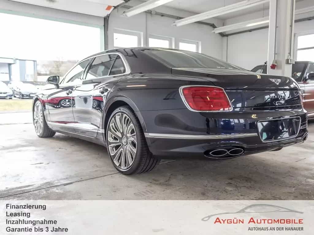 Bentley Continental Flying Spur Mulliner  V8 Export poss 05/2024-photo-4