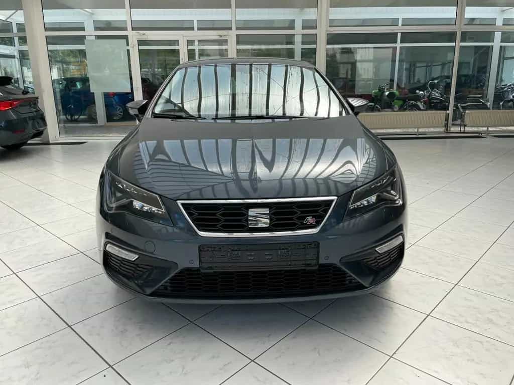 Seat Leon FR PDC LED RFK SHZ 08/2019-photo-7
