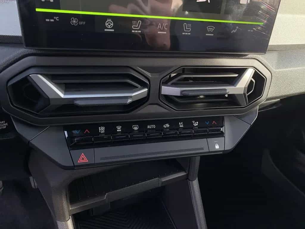 Dacia Bigster JOURNEY ECO-G 140 SHZ+KAMERA+PDC+NAV+LED 03/2026-photo-17
