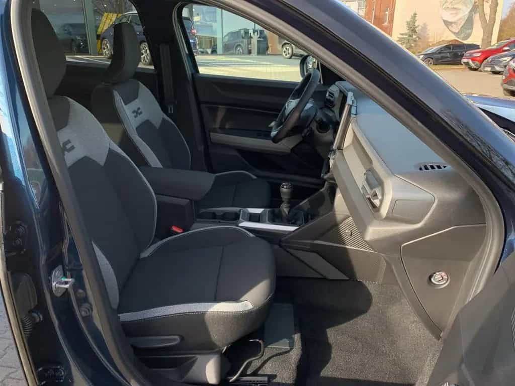 Dacia Bigster JOURNEY ECO-G 140 SHZ+KAMERA+PDC+NAV+LED 03/2026-photo-24