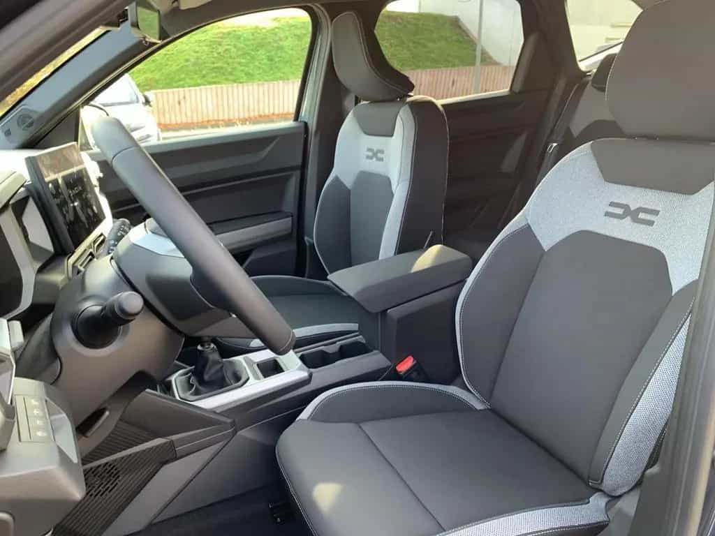 Dacia Bigster JOURNEY ECO-G 140 SHZ+KAMERA+PDC+NAV+LED 03/2026-photo-8